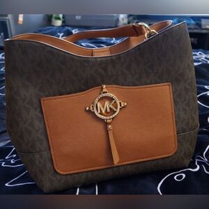 Michael Kors Dark Brown and Tan Shoulder Bag